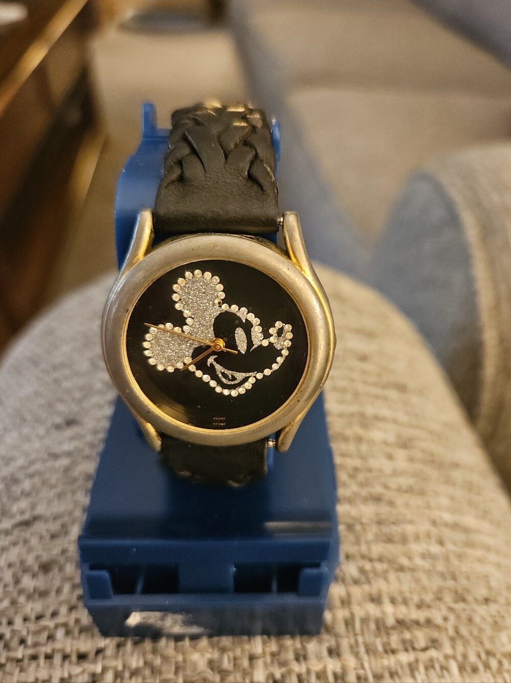 Black Crystal Mickey Mouse Motif Fashion Watch